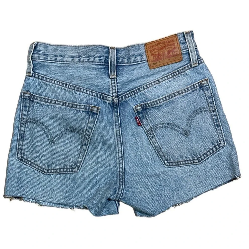 Levi’s 501 Cut Off Shorts Women’s Distressed Button‎ Fly Inseam 3 1/2  Sz 24 EUC